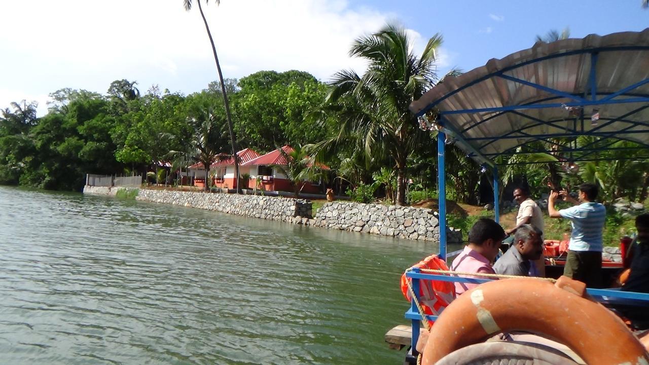 Kandamath Heritage Resort Kolattupuzha Bagian luar foto
