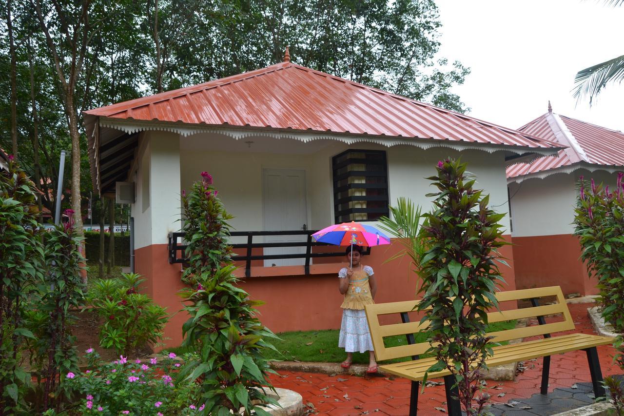 Kandamath Heritage Resort Kolattupuzha Bagian luar foto